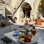 Escape Cave Hotel