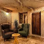 Hotel Escape Cave *