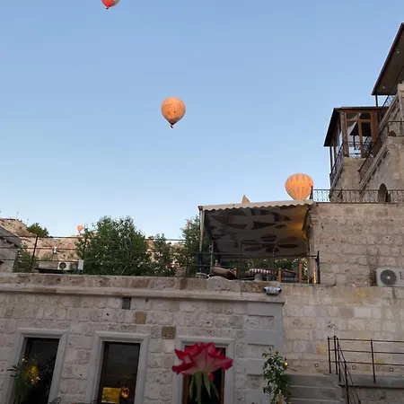 Escape Cave Hotel