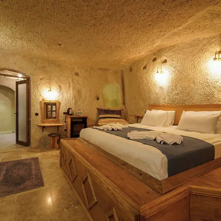 Escape Cave *