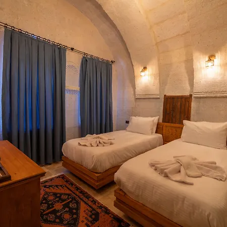 Hotel Escape Cave