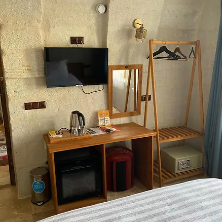 Escape Cave Hotel