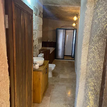 Hotel Escape Cave