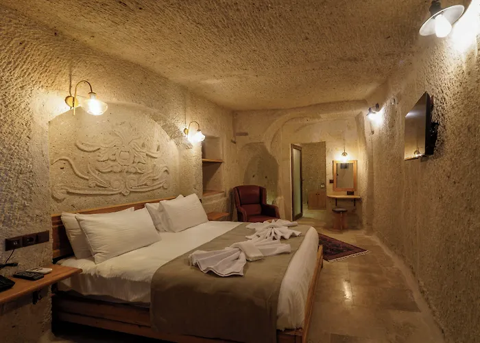 Hotel Escape Cave *